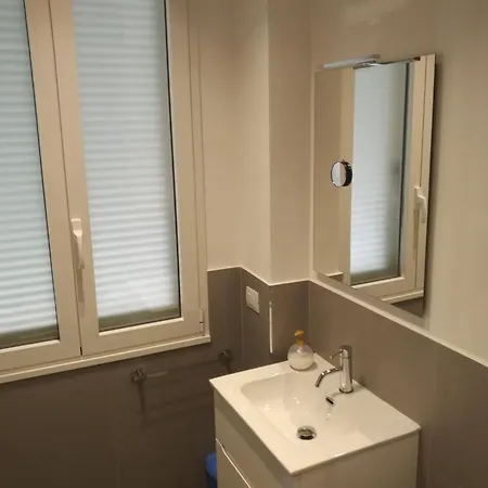 Apartment Via Raffaele Balestra Rome