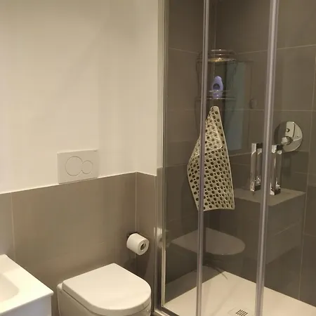 Via Raffaele Balestra Apartamento *